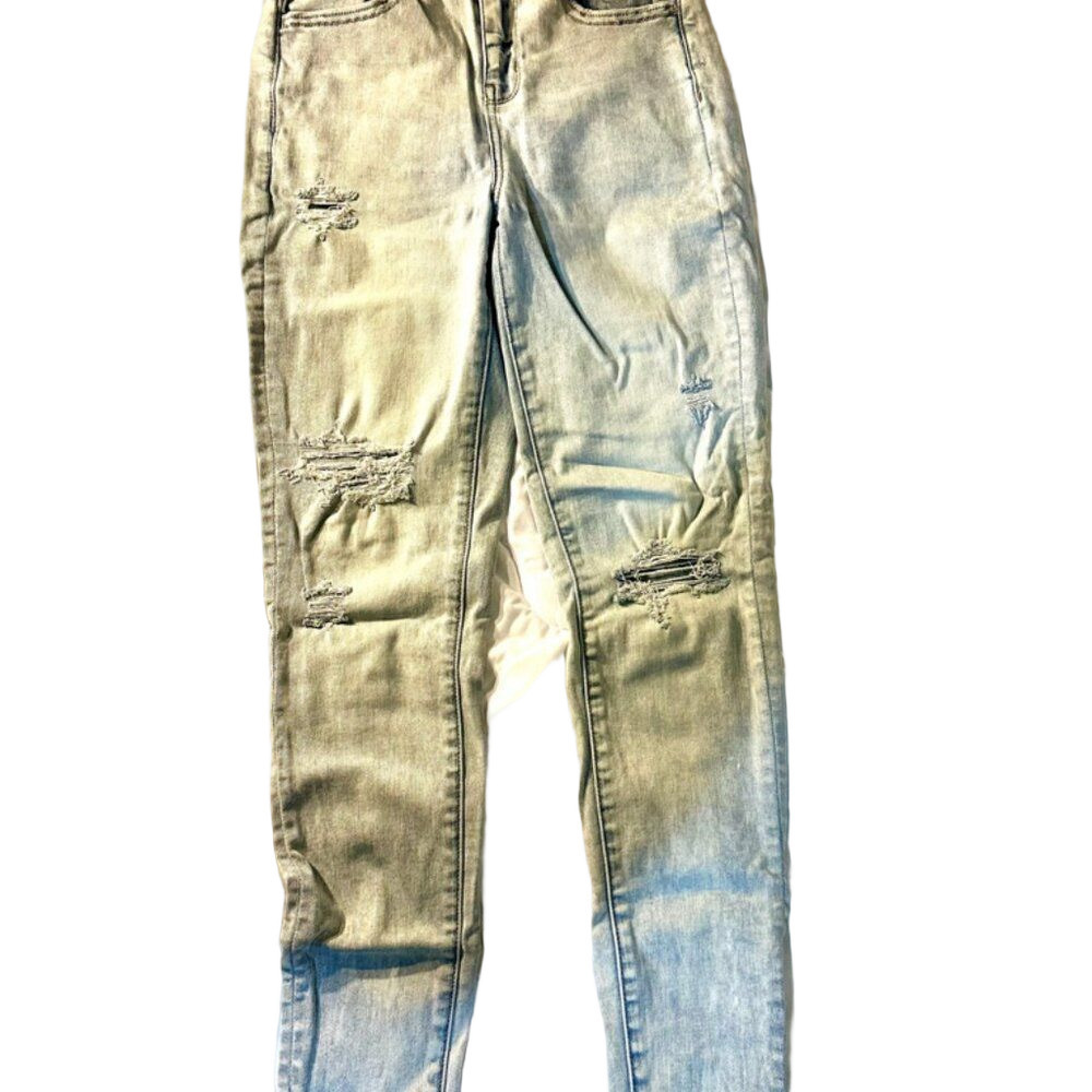 Light-Wash American Eagle Jeans Size 4 Regular Inseam 27 inches straight